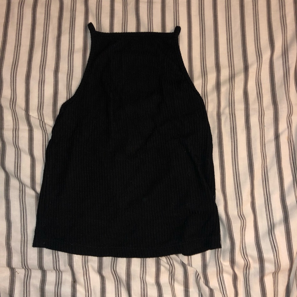 black tank top